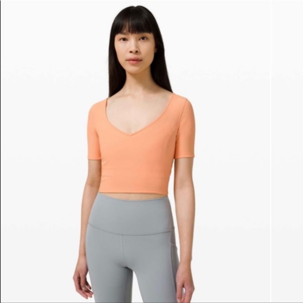 Lululemon Athletica Malibu Peach Luxtreme Yoga Crop